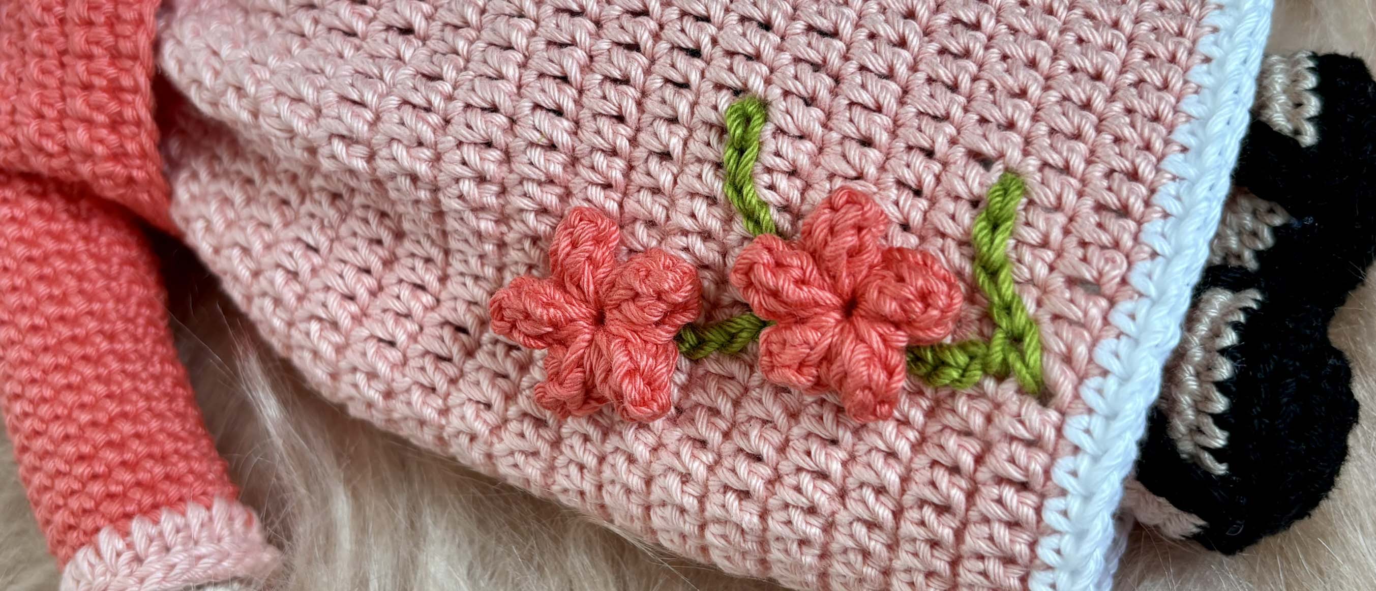 Acabamento artesanal do amigurumi